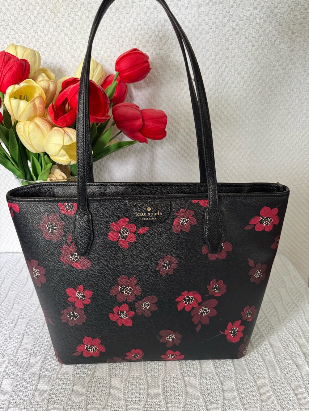 Kate Spade EUC floral Lori large leather tote